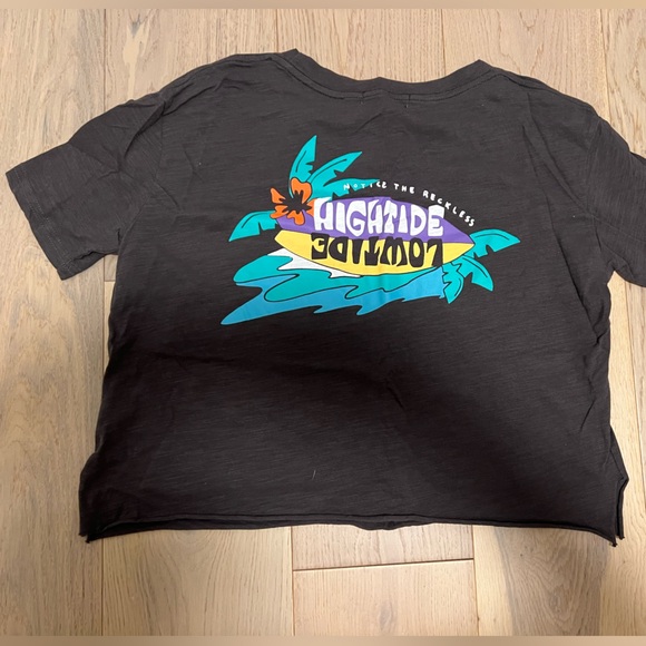 Notice the Reckless Cropped Tee Shirt - Picture 2 of 4